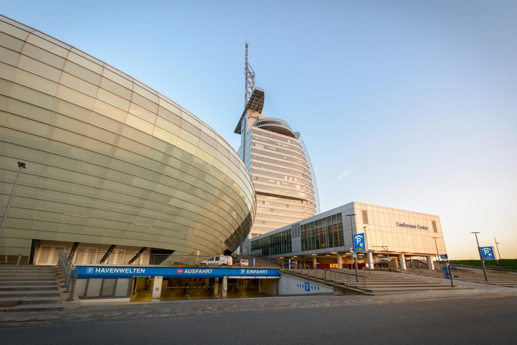 Atlantic Hotel Sail City Bremerhaven Bagian luar foto