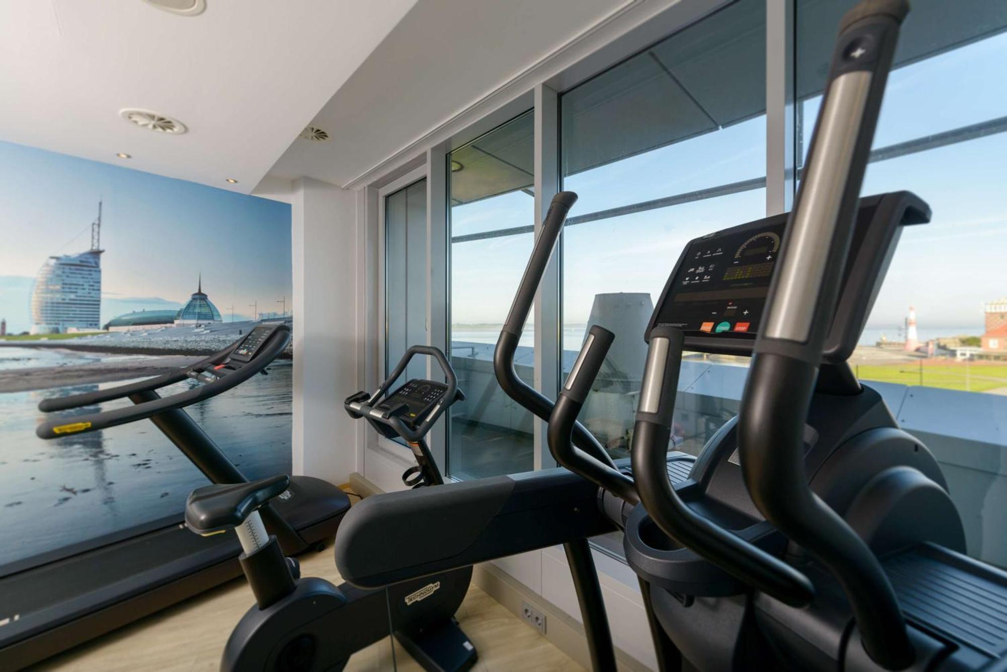 Atlantic Hotel Sail City Bremerhaven Bagian luar foto